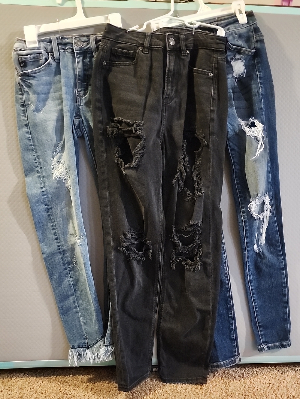 Bundle of 3 Skinny Jeans -2 Kancan & 1 American Eagle